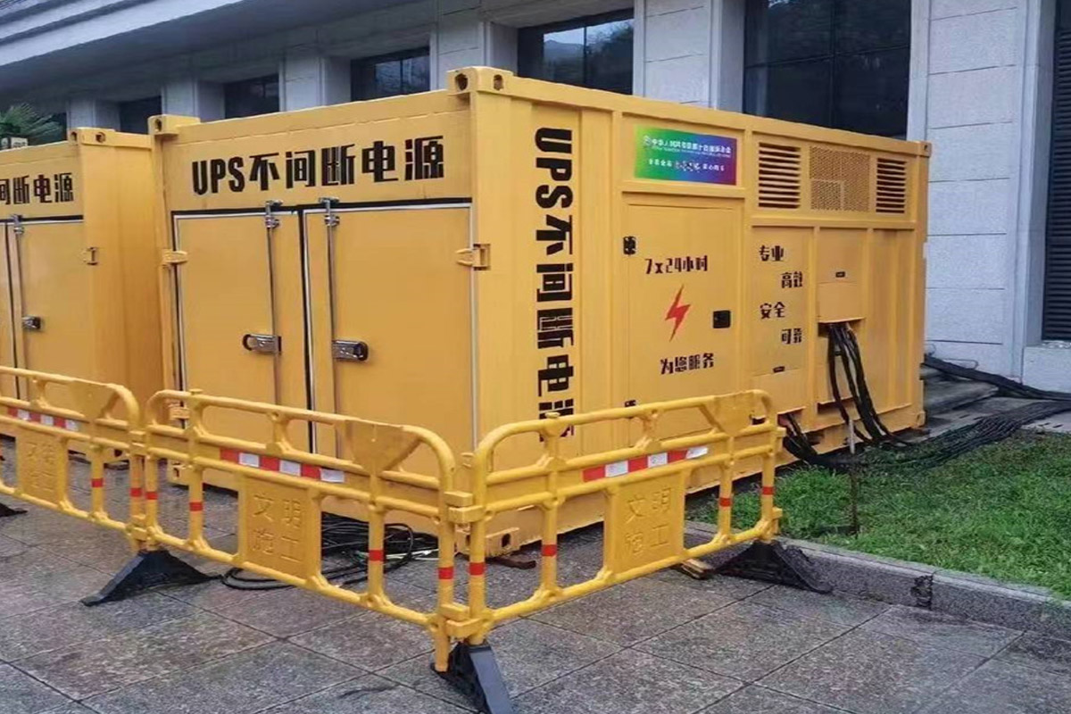 钦南发电机租赁施工现场